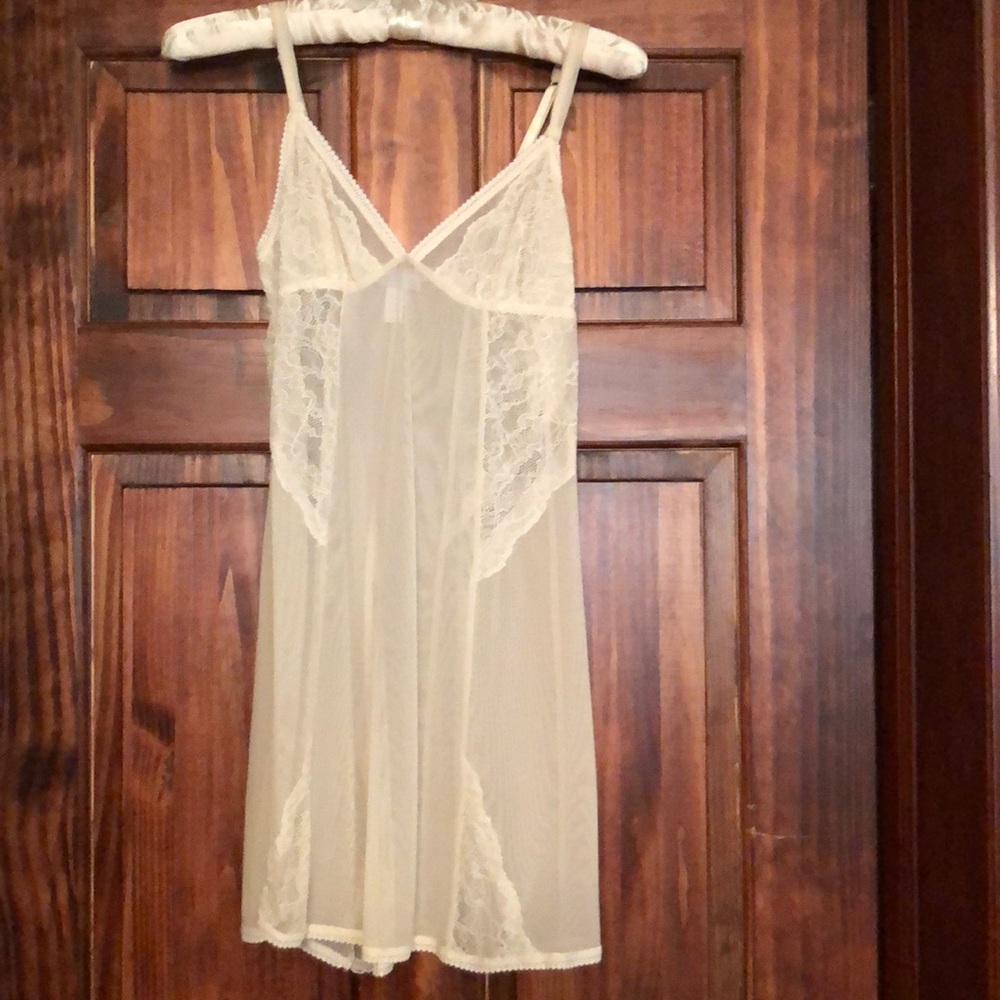 ONGOSSAMER Set - Picture 3 of 3